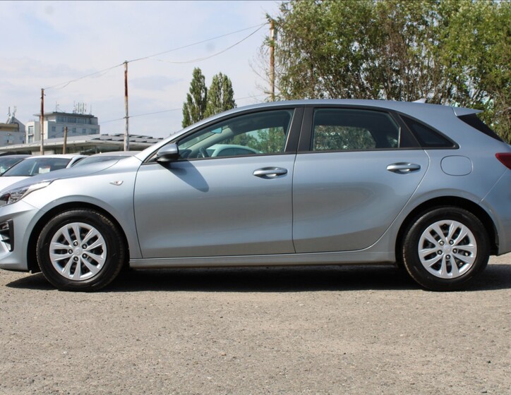 KIA Ceed 8