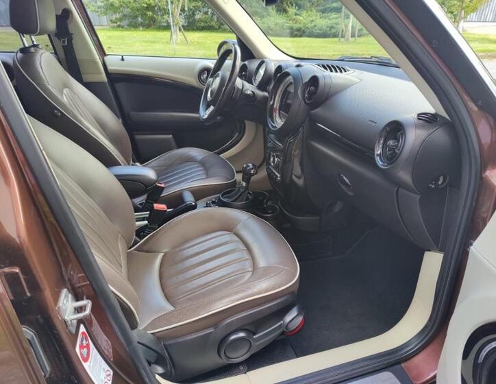 Mini Countryman 24