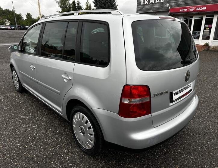Volkswagen Touran 3
