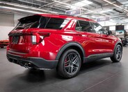 Ford Explorer 9