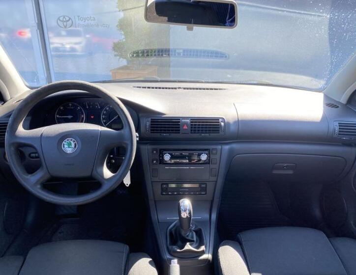 Škoda Superb 11