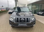 Toyota Land Cruiser 9