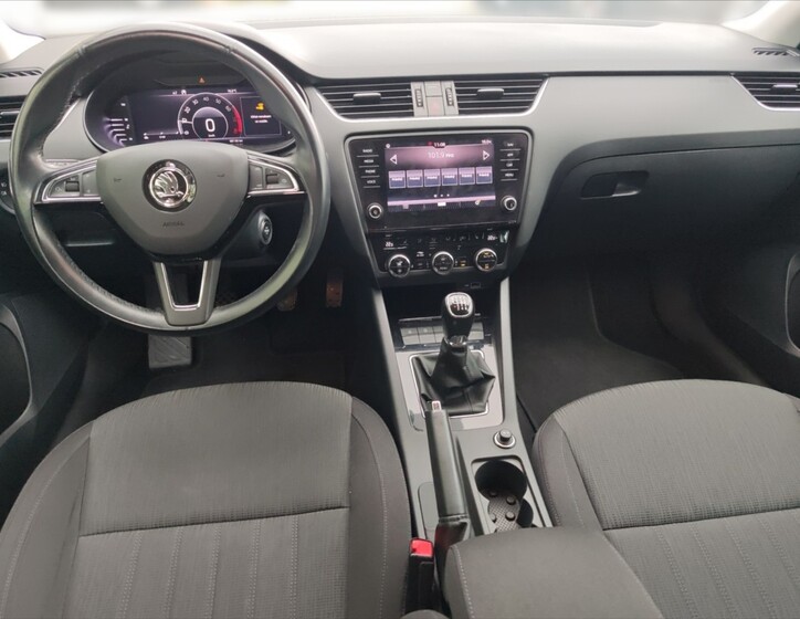 Škoda Octavia 8