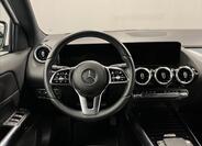 Mercedes-Benz GLA 5
