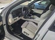 BMW X7 10