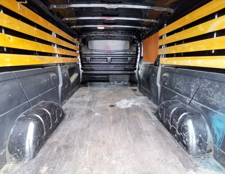 Renault Trafic 14