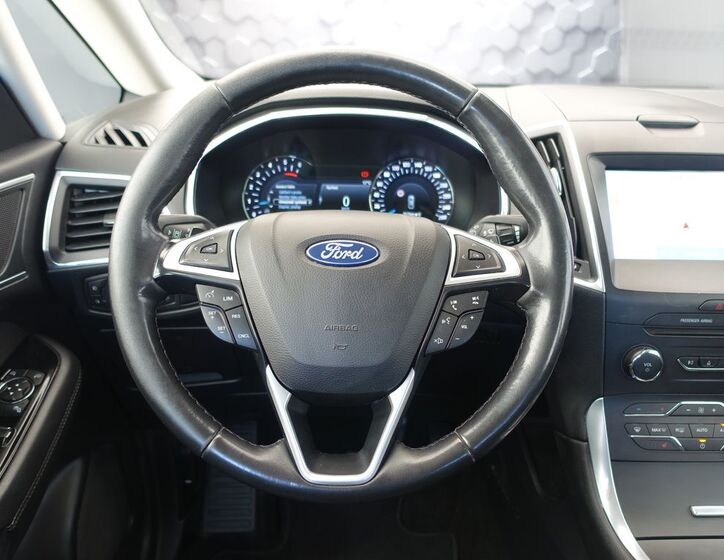 Ford S-MAX 9