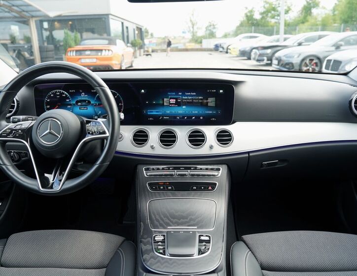 Mercedes-Benz Třídy E 26