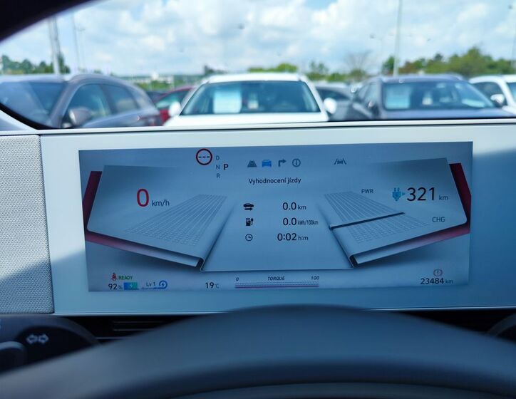 Hyundai IONIQ 19