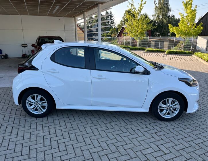 Toyota Yaris 7
