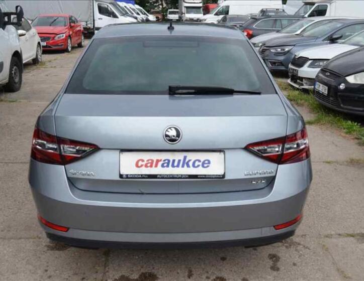 Škoda Superb 5