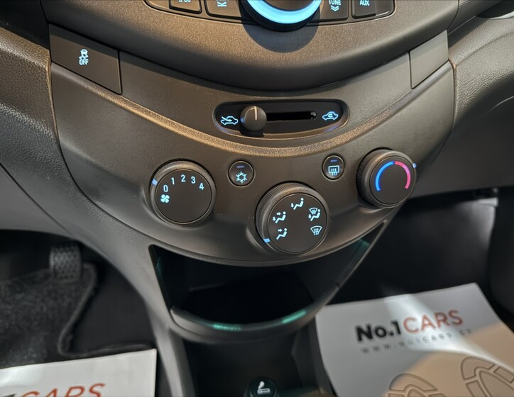 Chevrolet Spark 12
