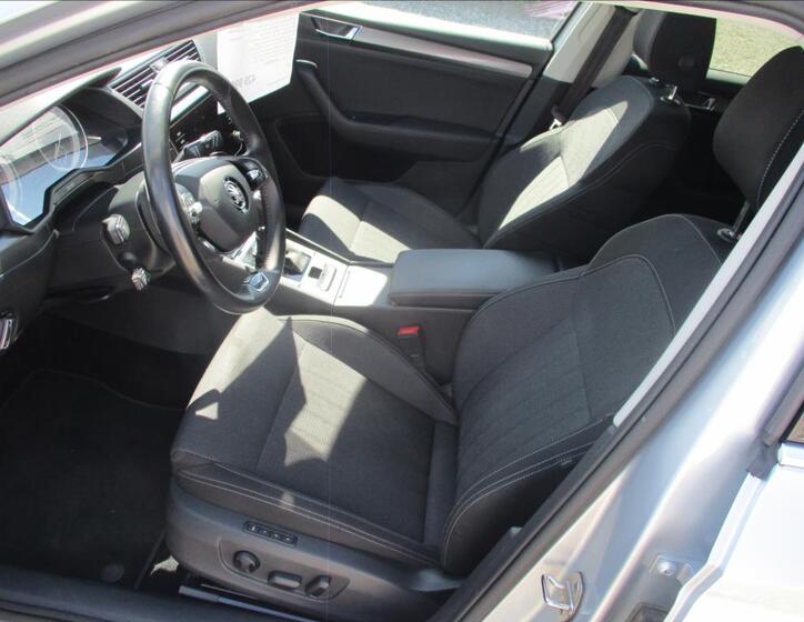 Škoda Superb 13