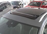 Volkswagen T-Roc 3