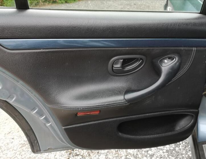 Peugeot 406 18