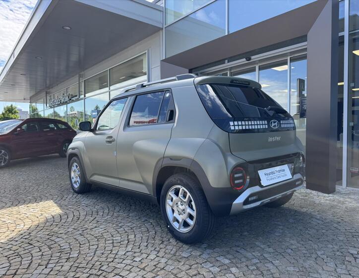 Hyundai Inster 4