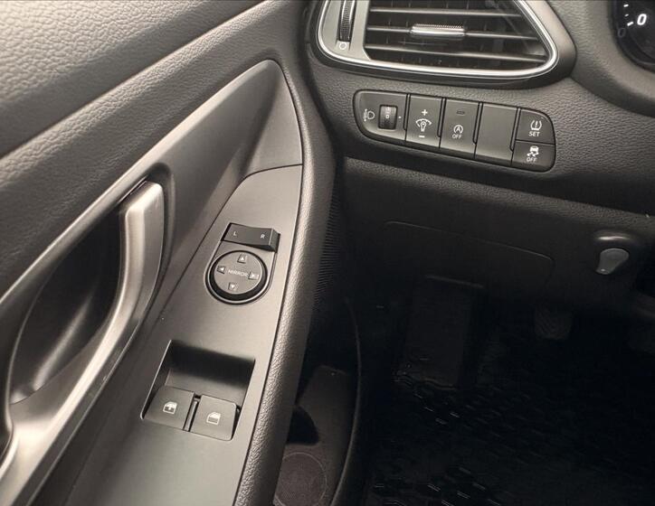 Hyundai i30 17