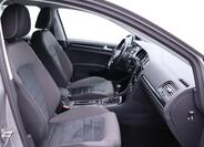 Volkswagen Golf 12
