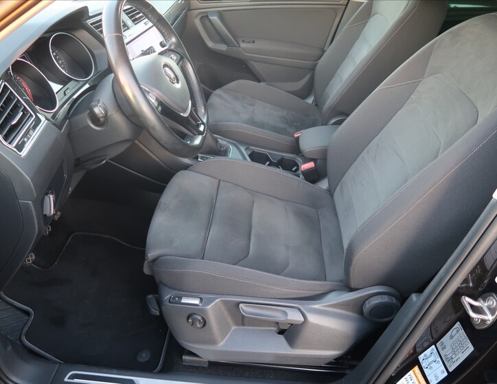 Volkswagen Tiguan 10
