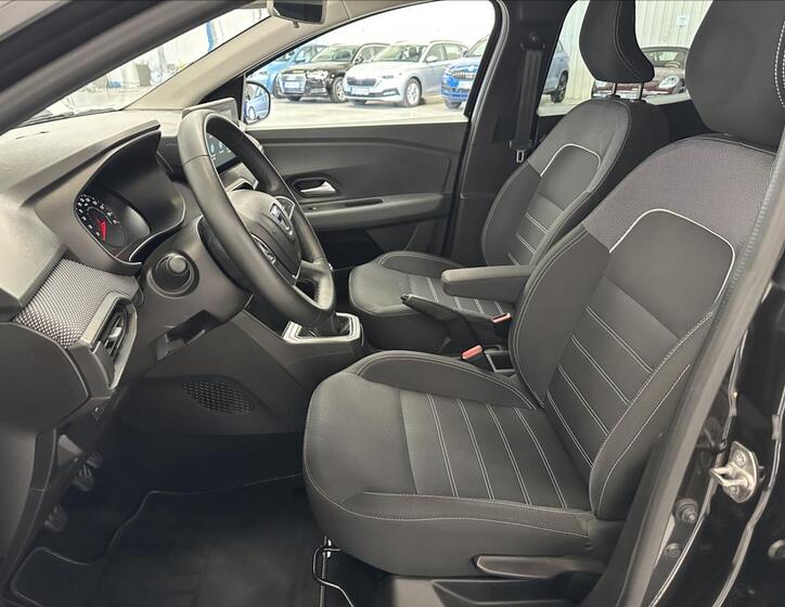 Dacia Sandero 16
