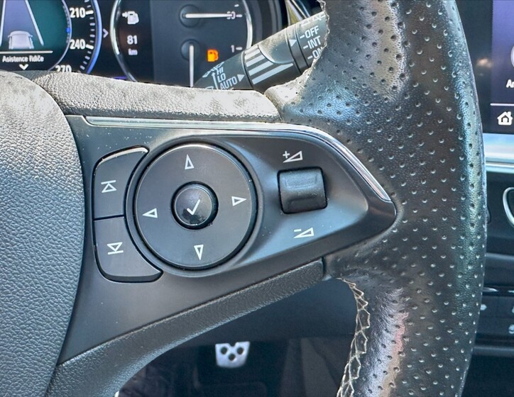 Opel Insignia 27