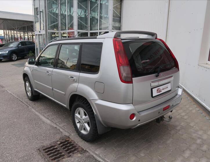 Nissan X-Trail 4