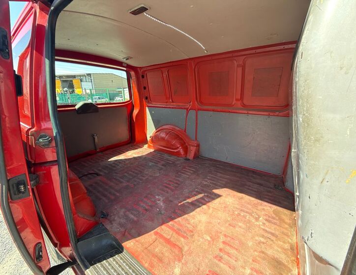 Volkswagen Transporter 24