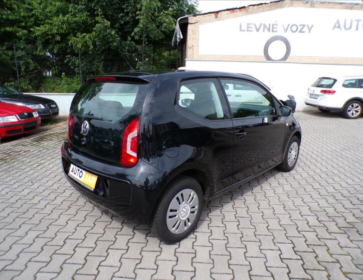 Volkswagen up! 5