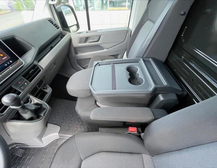 Volkswagen Crafter 8