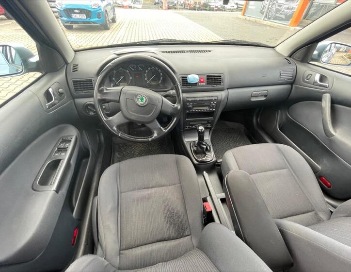 Škoda Octavia 10