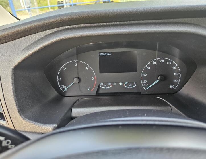 Ford Transit 9