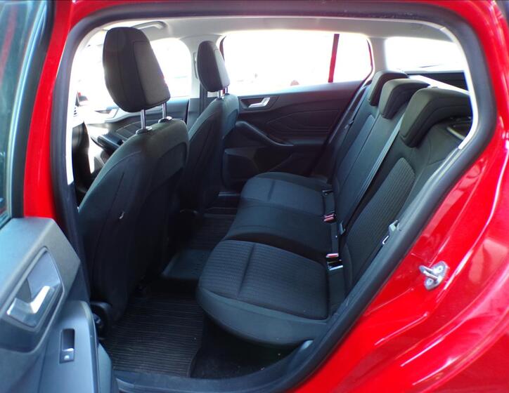 Ford Focus 18