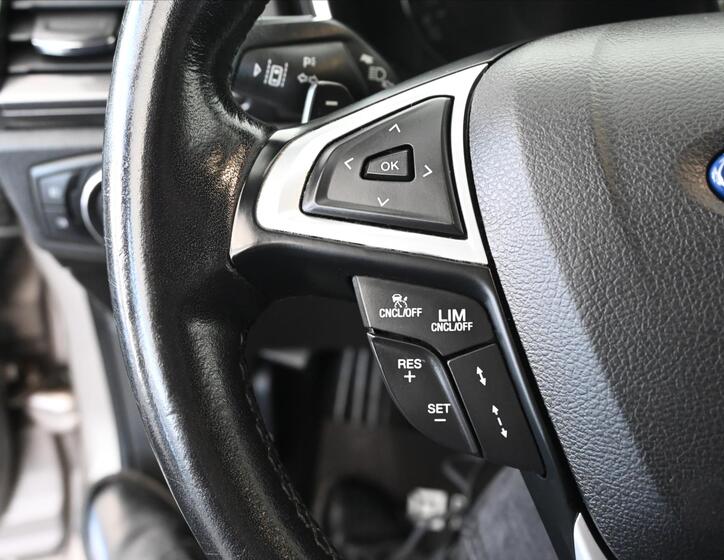 Ford Mondeo 17