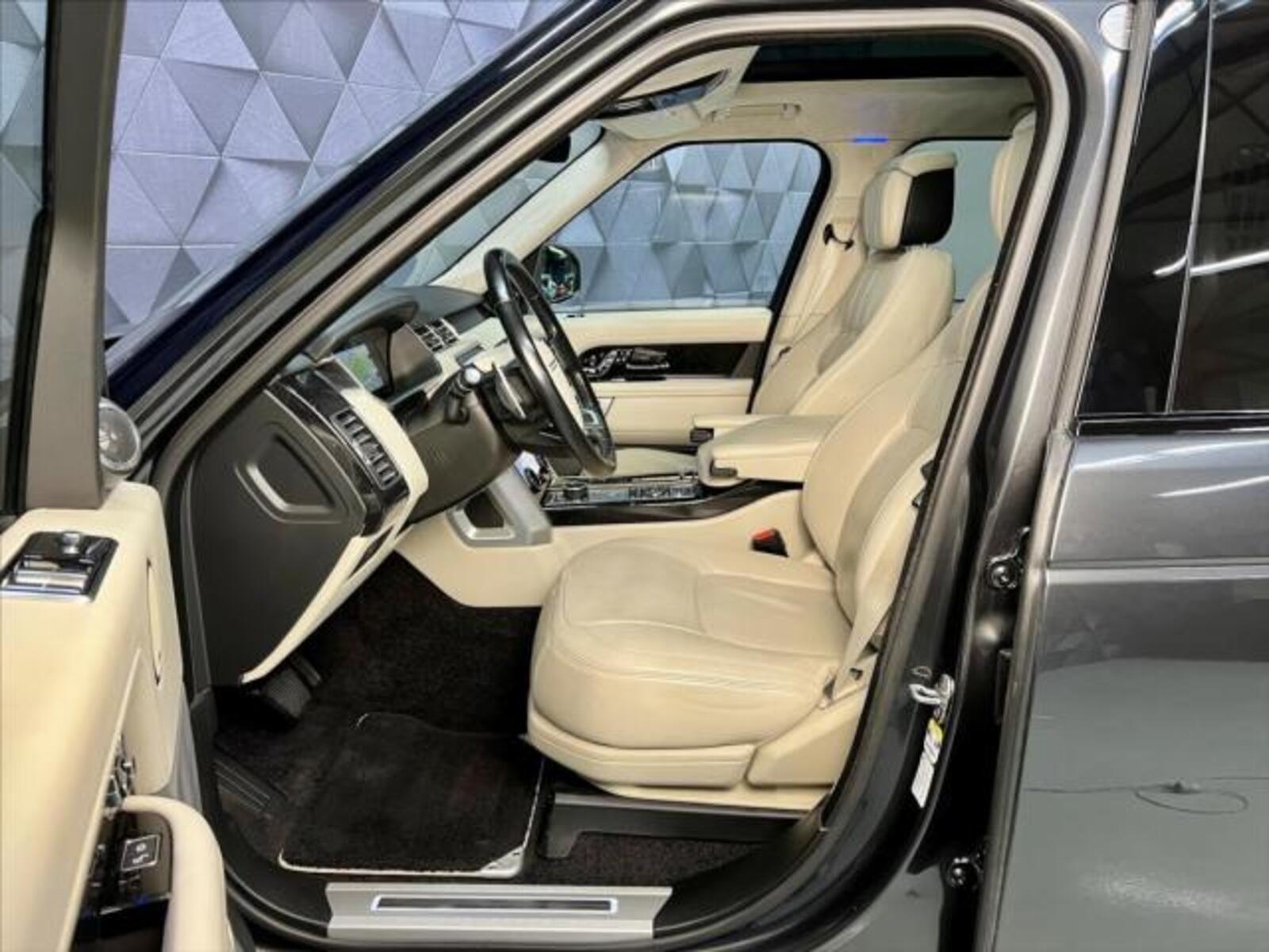 Land Rover Range Rover 11