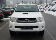 Toyota Hilux 2