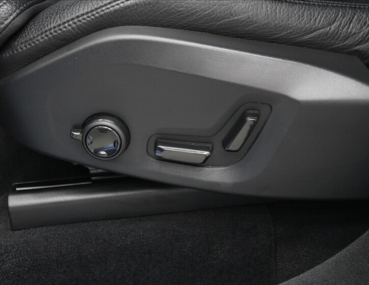Volvo XC90 20