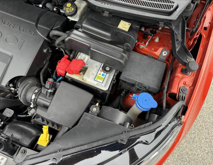 Ford EcoSport 25