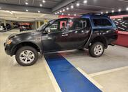 Mitsubishi L200 2