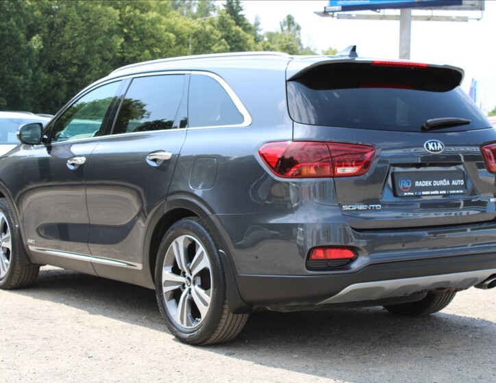 KIA Sorento 7