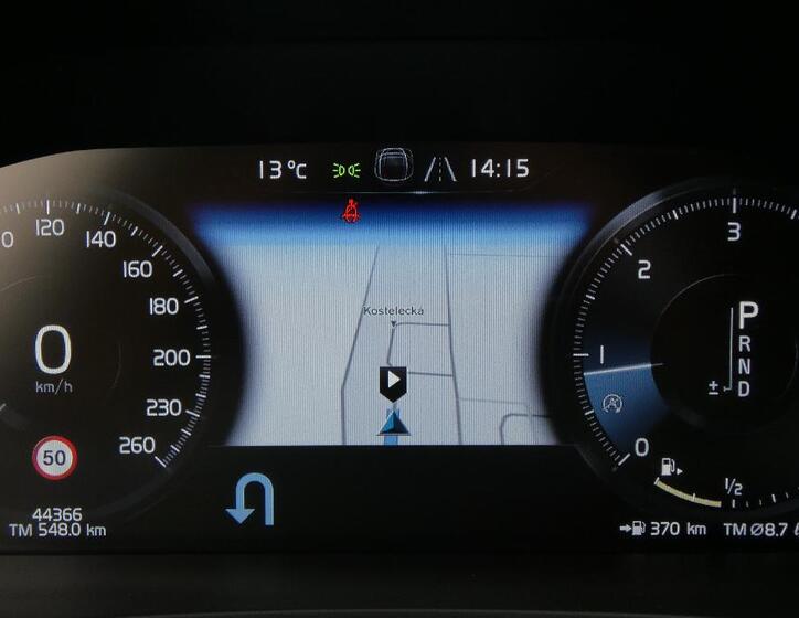 Volvo V60 13