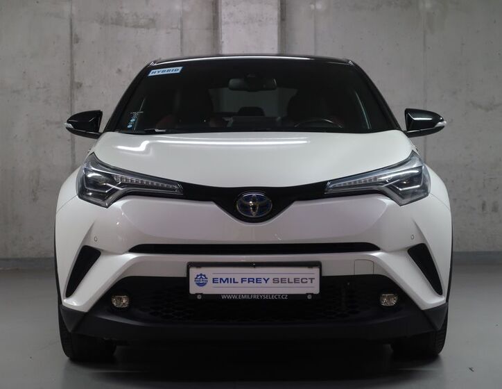 Toyota C-HR 2