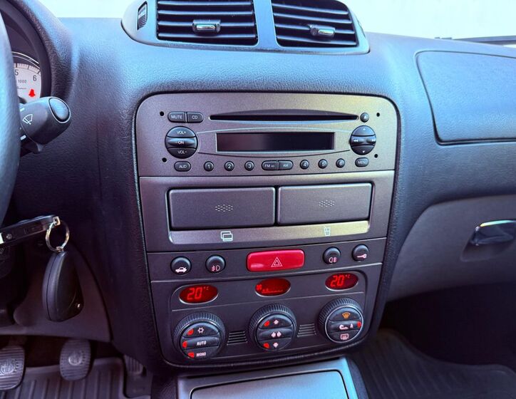 Alfa Romeo GT 14
