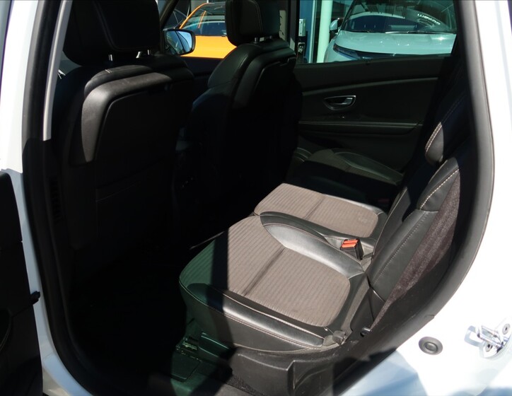 Renault Scénic 9