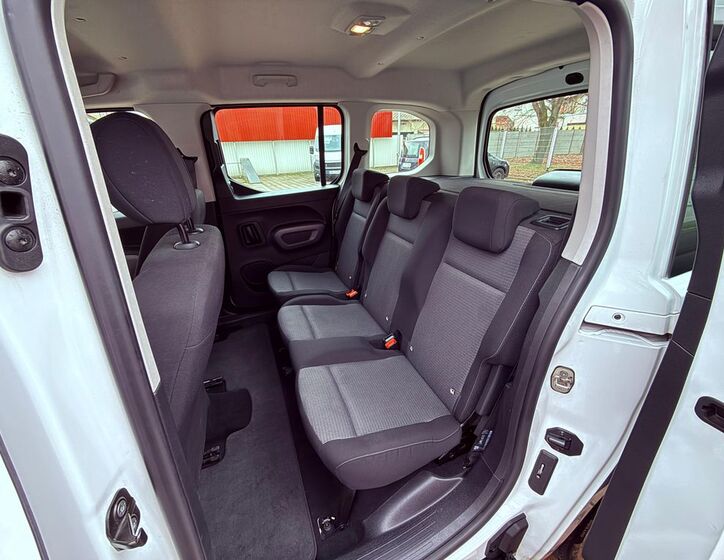 Toyota ProAce City 11