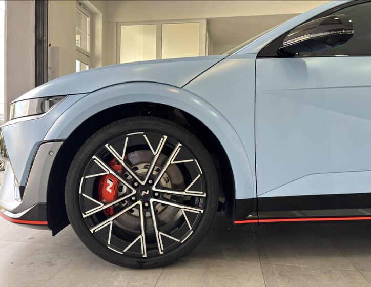Hyundai IONIQ 4