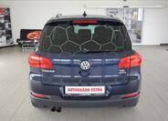 Volkswagen Tiguan 7