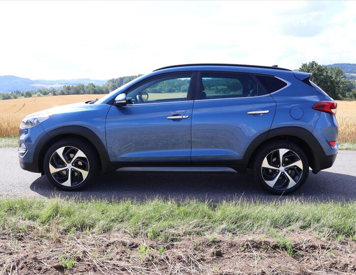 Hyundai Tucson 4