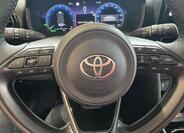 Toyota Yaris Cross 24