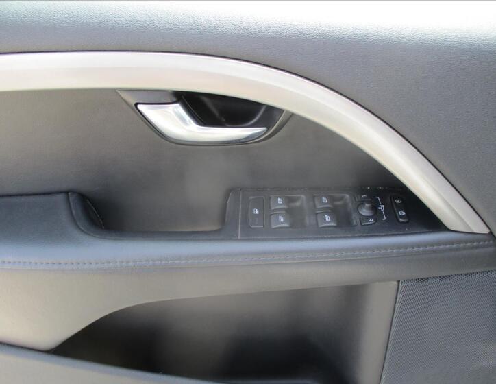 Volvo XC70 27
