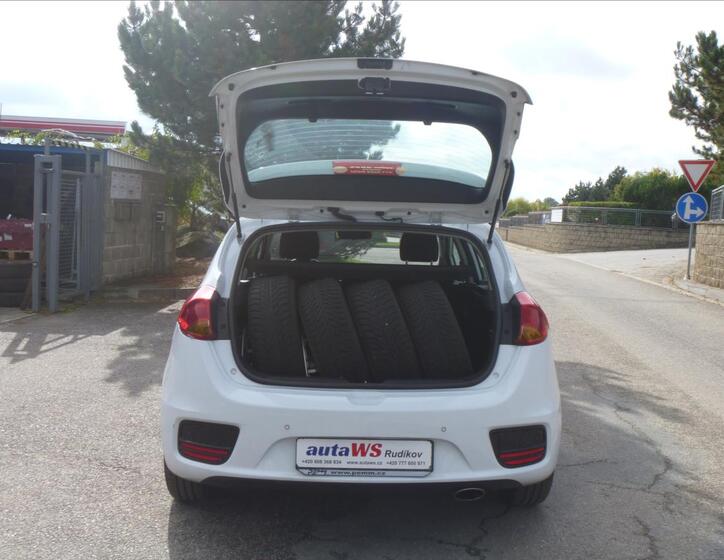 KIA Ceed 23